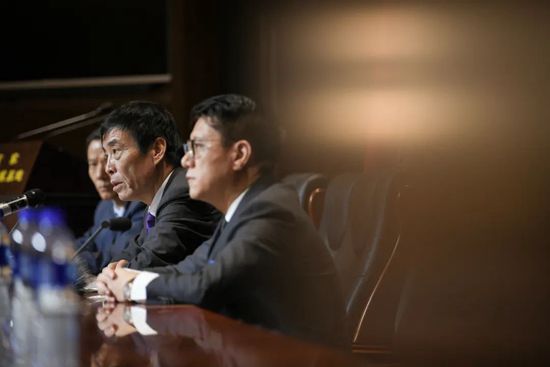 最新日韩av在线